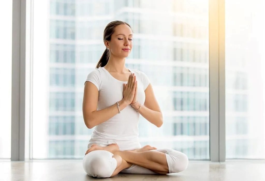 Bài tập yoga chữa đau lưng vai gáy hiệu quả. - Hình 3