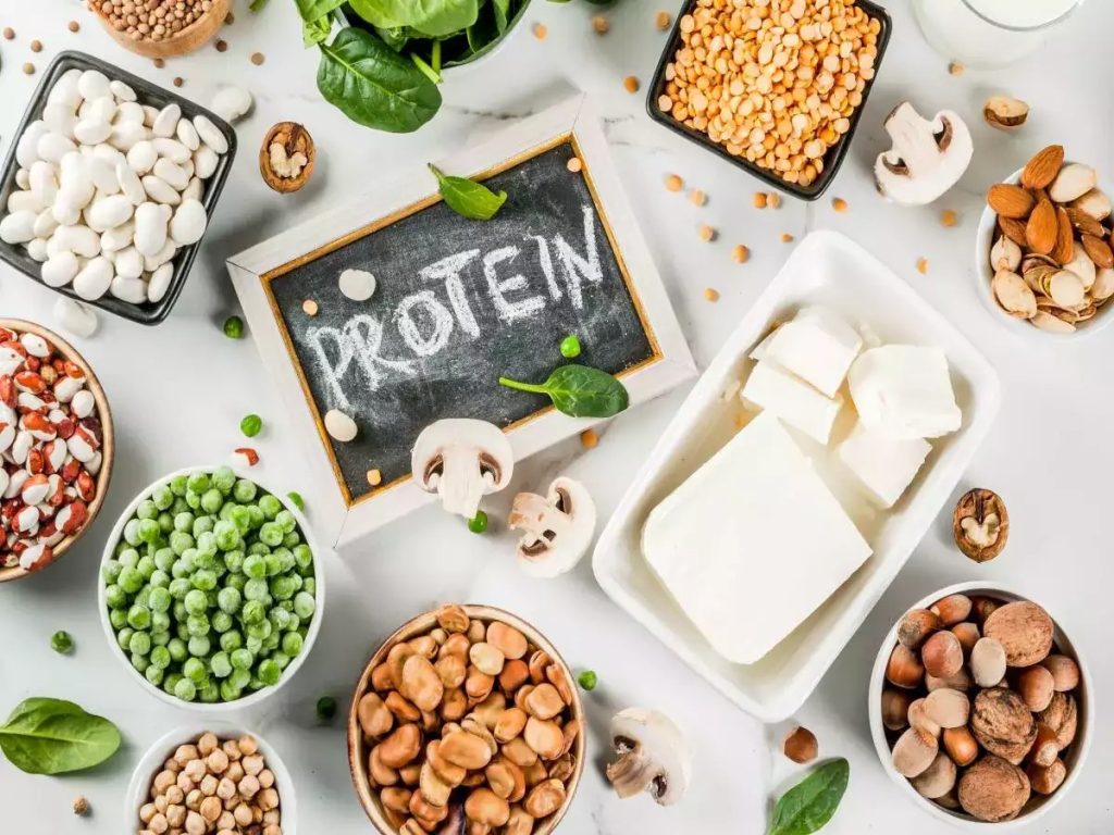 Các loại thực phẩm giàu protein giúp tăng cường tỉ lệ cơ bắp cho cơ thể. - Hình 4