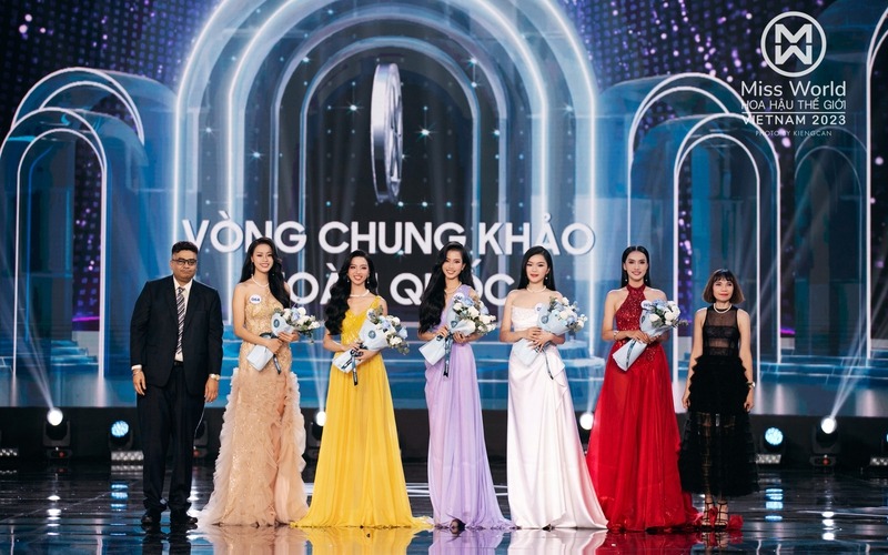 tydol-plus-trao-hoa-cho-top-5-nguoi-dep-du-lich-miss-world-vietnam-2023. - Bìa